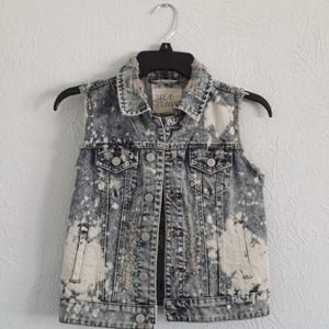 Thread and Supply distressed jean vest small